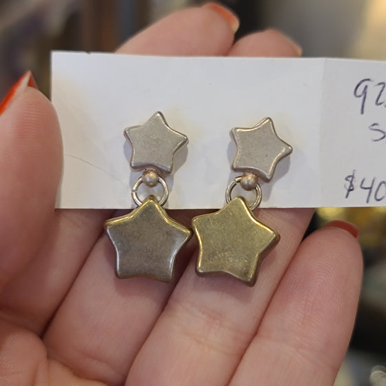 925 ITALY Sterling Silver Hollow Star Stud Earrings - PopRock Vintage. The cool quotes t-shirt store.