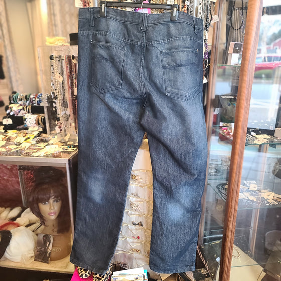 PD&C Grey Denim Jeans 42 x 32 - PopRock Vintage. The cool quotes t-shirt store.