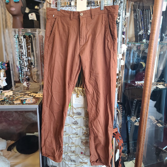 DENIM &FLOWER Brown Slim Pants 32 - PopRock Vintage. The cool quotes t-shirt store.