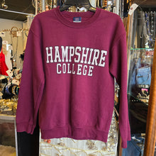  HAMPSHIRE COLLEGE Maroon Pullover S - PopRock Vintage. The cool quotes t-shirt store.