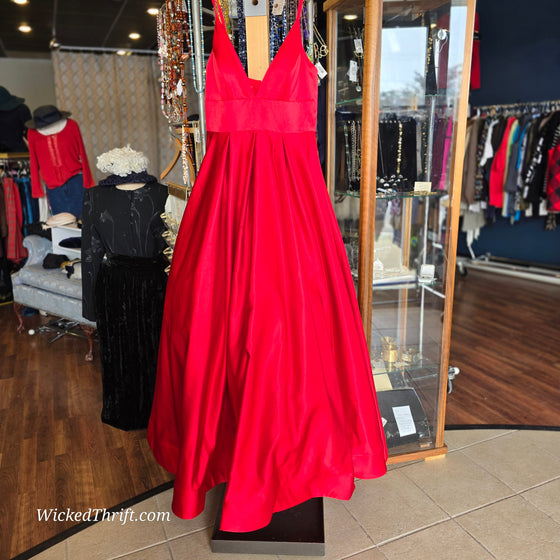 JJS HOUSE Red Ballgown AS IS S - PopRock Vintage. The cool quotes t-shirt store.