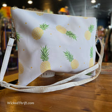  PINEAPPLE Shoulder Bag - PopRock Vintage. The cool quotes t-shirt store.