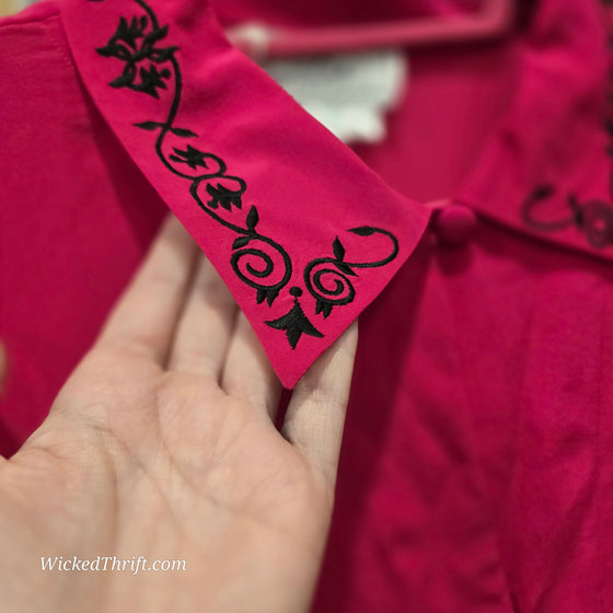 SILK BOURIQUE Pink/Black 100% Silk Long Sleeve L - PopRock Vintage. The cool quotes t-shirt store.